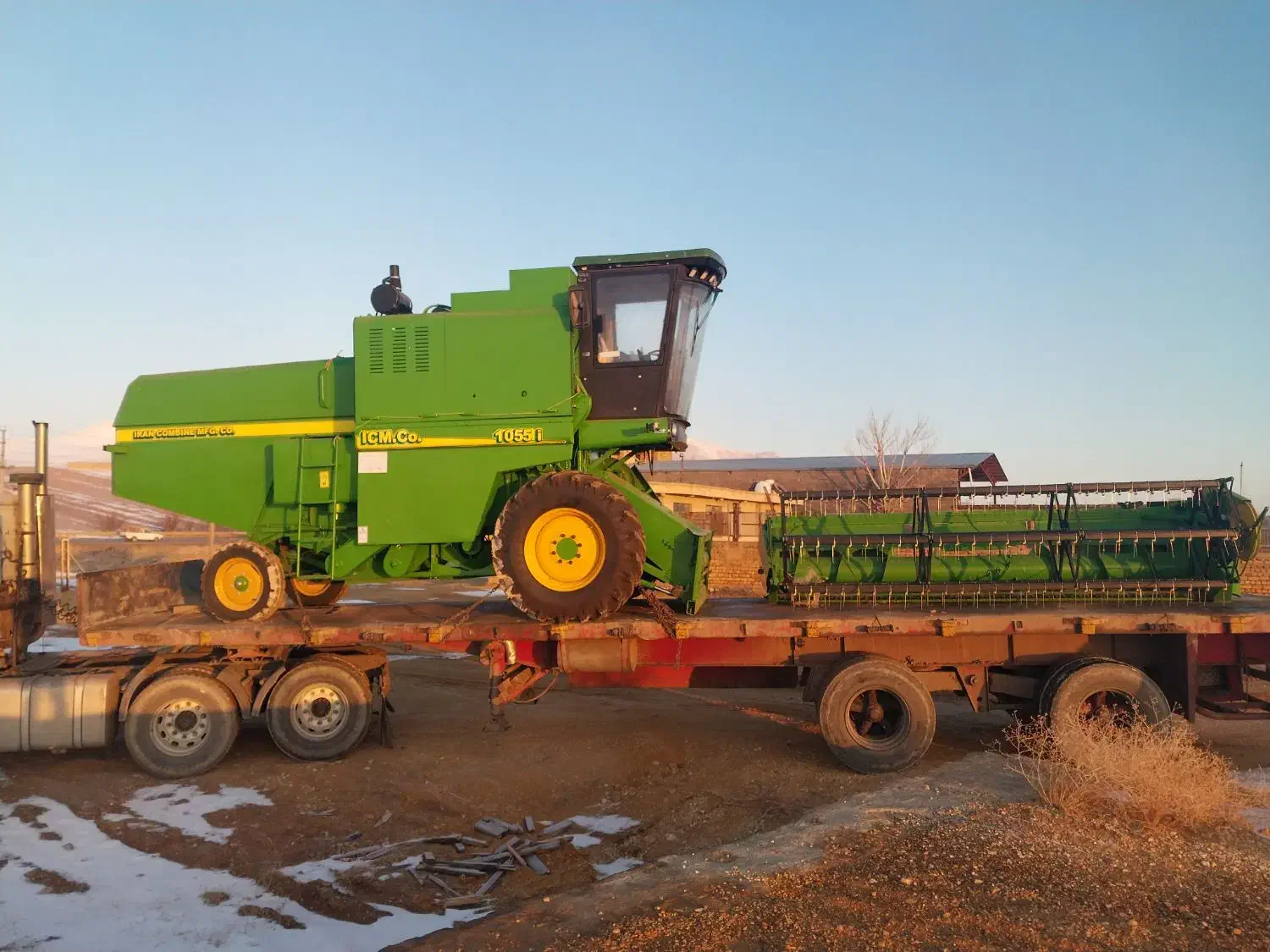 کمباین ۱۰۵۵|خودرو سنگین|باغ حلی, |دیوار