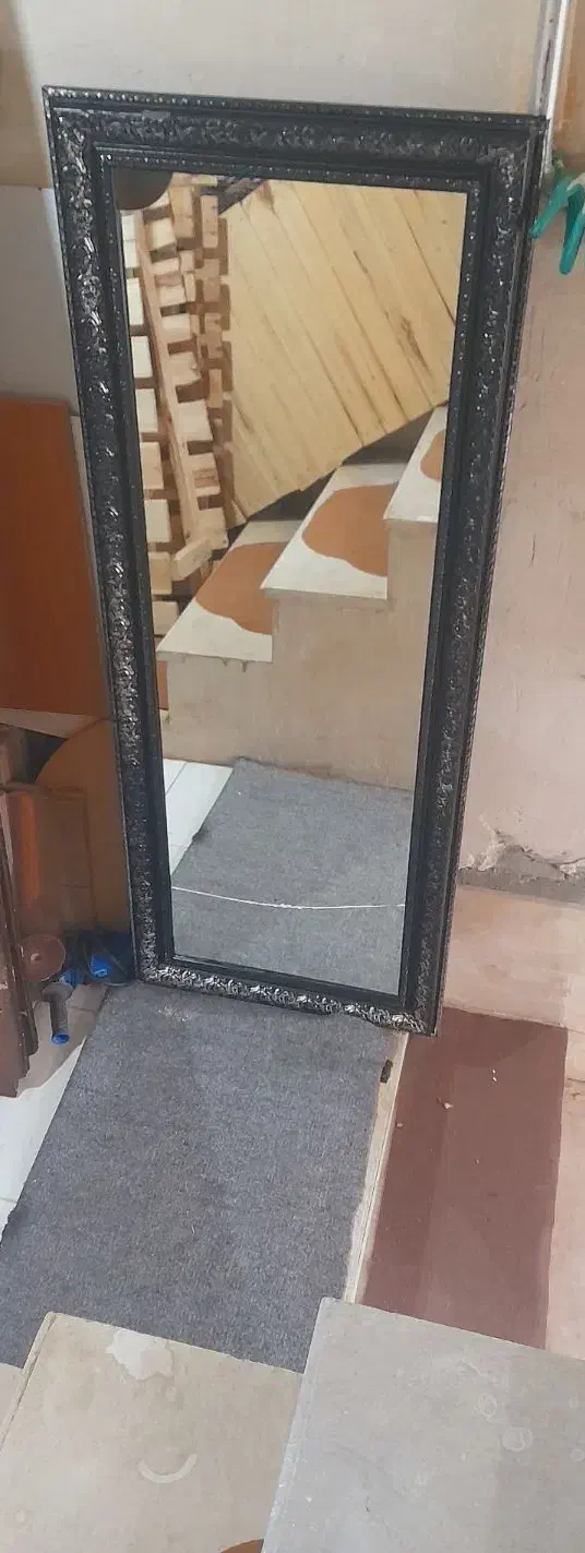 اینه قدی سالم|آینه|خوی, |دیوار