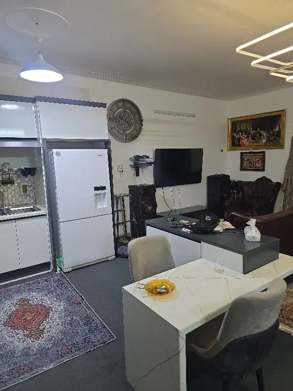 همخونه|اجارهٔ آپارتمان|قم, سراجه (۱۵ خرداد)|دیوار