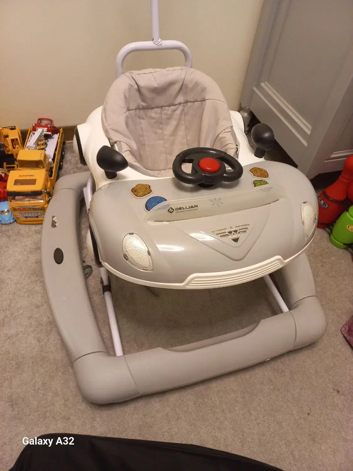 روروئک روما دلیجان|اسباب و اثاث بچه|تهران, شهمیرزادی|دیوار