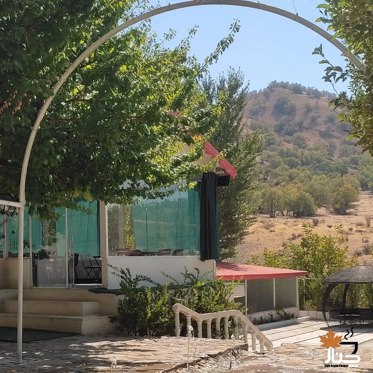 کافه باغ چنار، اقامت، کافه، فست فود و انواع کباب|اجارهٔ کوتاه‌مدت ویلا و باغ|یاسوج, |دیوار