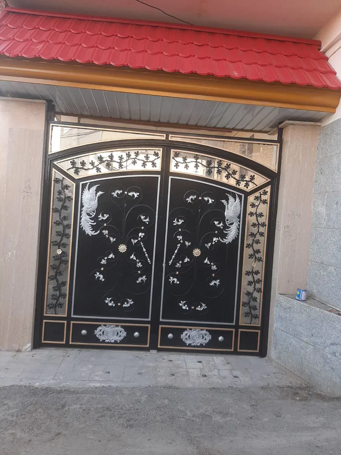 نقاشی ساختمان یگانه|خدمات پیشه و مهارت|قم, انسجام|دیوار