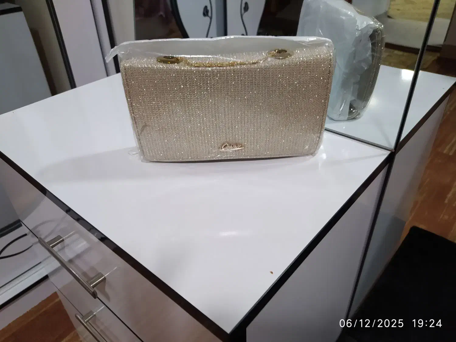 کیف مجلسی|کیف، کفش، کمربند|پیرانشهر, |دیوار