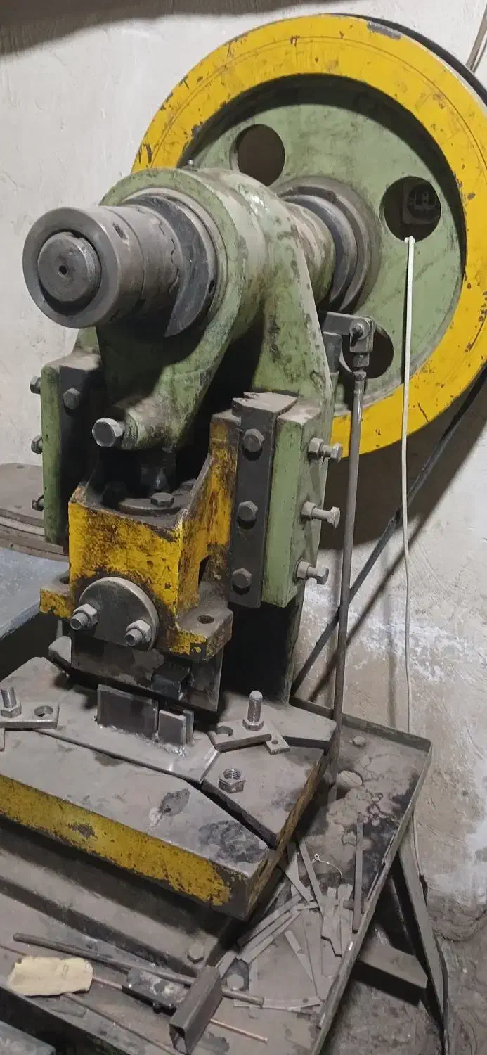 پرس ۱۲ تن متغییر|ماشین‌آلات صنعتی|کرج, کمال‌شهر|دیوار