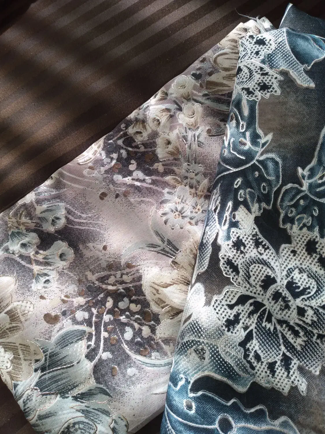 چادر نمازی برجسته|لباس|فردیس, فردیس|دیوار