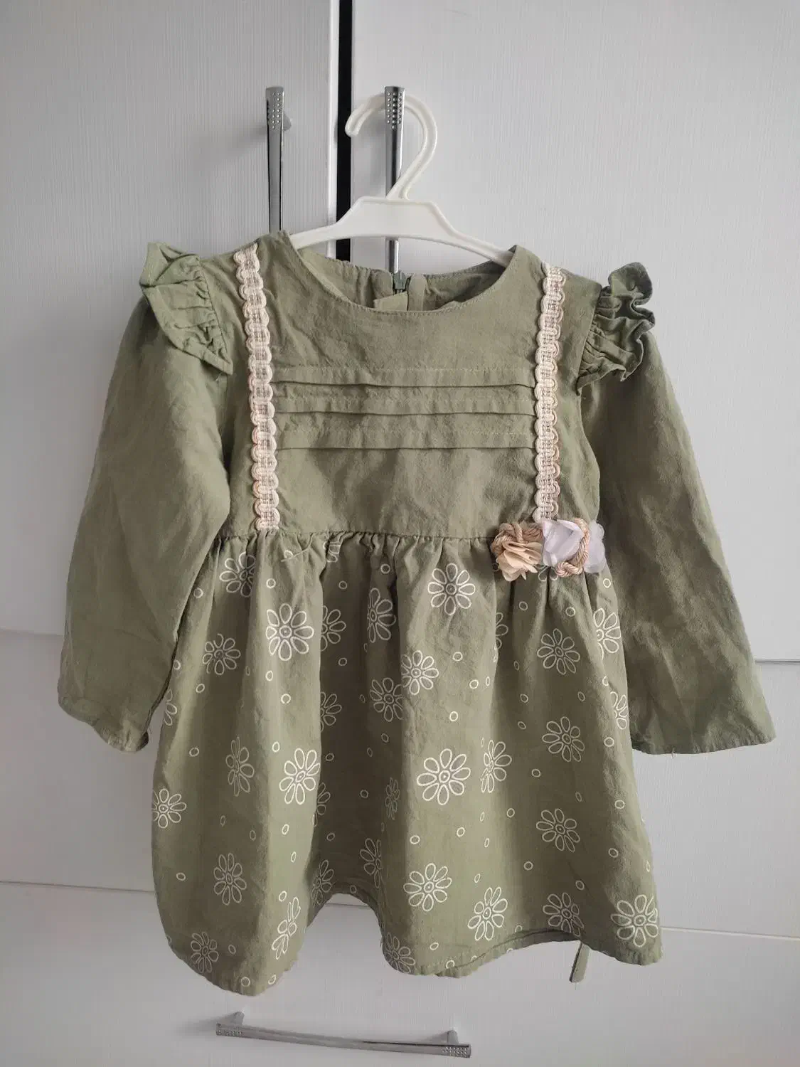 پیراهن سبزیلدایی|کفش و لباس بچه|کرمانشاه, |دیوار