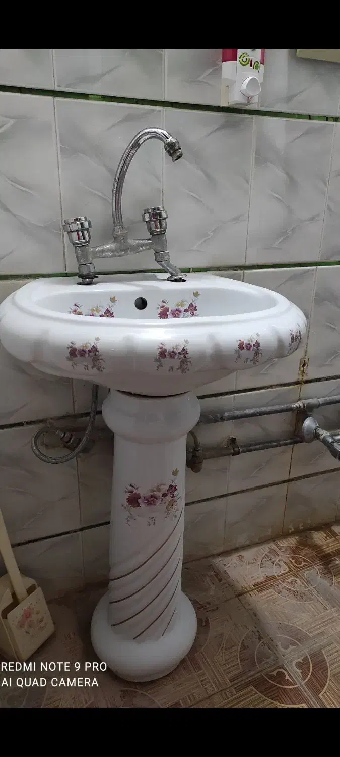 فروش روشویی|لوازم سرویس بهداشتی|سمیرم, |دیوار