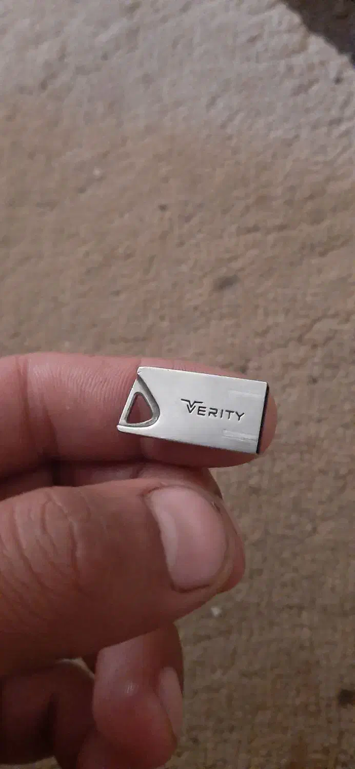 فلش ۳۲ کیفیت عالی|لوازم جانبی موبایل و تبلت|بروجرد, |دیوار