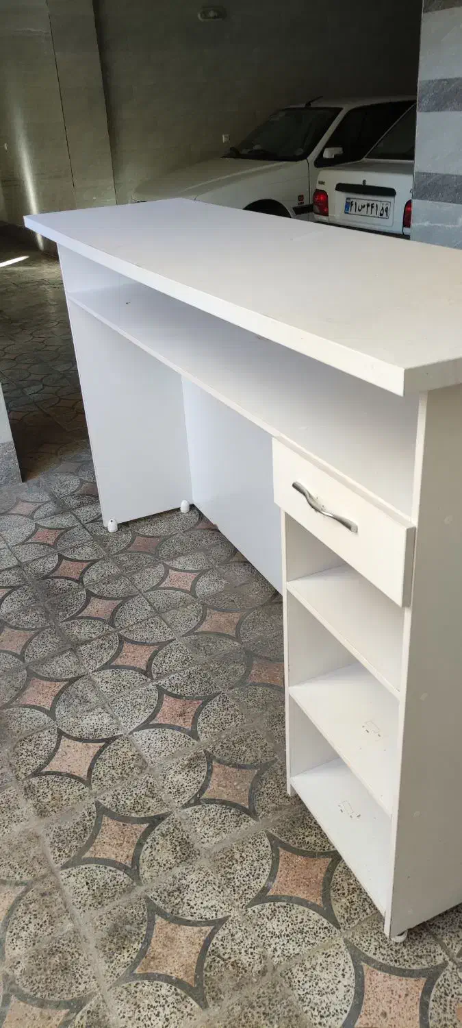 میز کانتر قهوه لترون به همراه یه ورق لترون|کافیشاپ و رستوران|گرگان, |دیوار