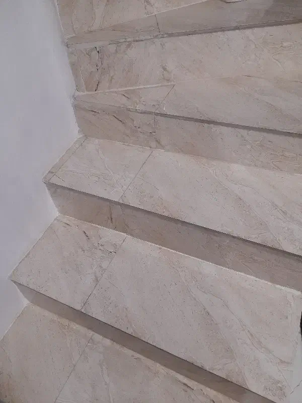 انجام کاشی‌کاری سیمانکاری گچ کاری دیوار چینی|خدمات پیشه و مهارت|سنندج, |دیوار