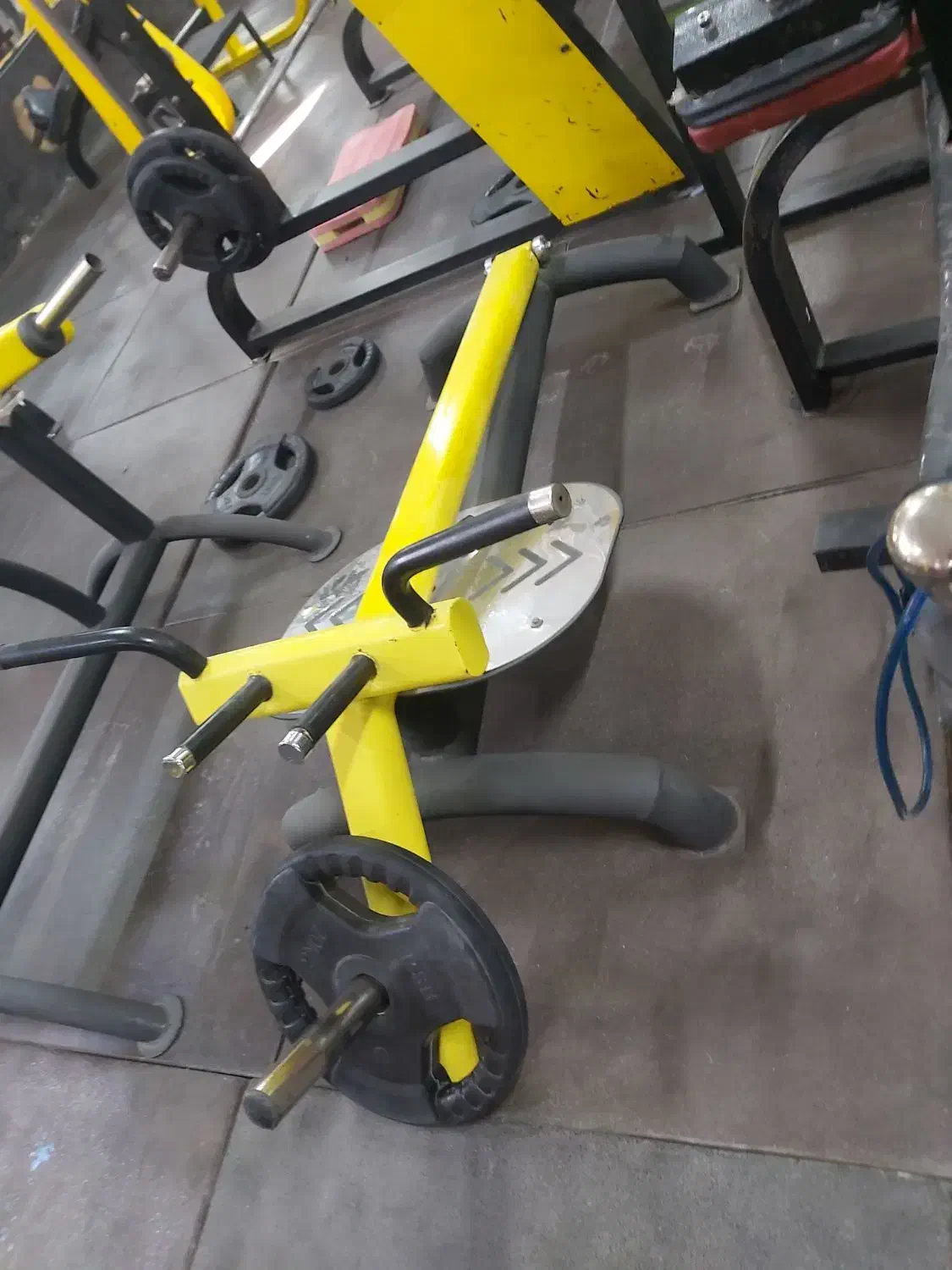 دستگاه بدنسازی|تجهیزات ورزشی|فاروج, |دیوار