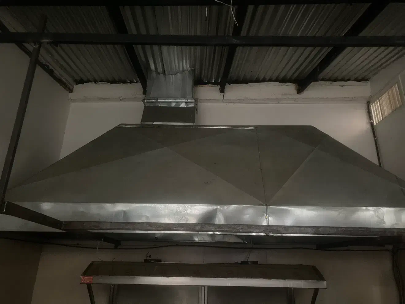 کانال تهویه|پنکه و تصفیه‌کنندهٔ هوا|تربت جام, عیدی آباد|دیوار