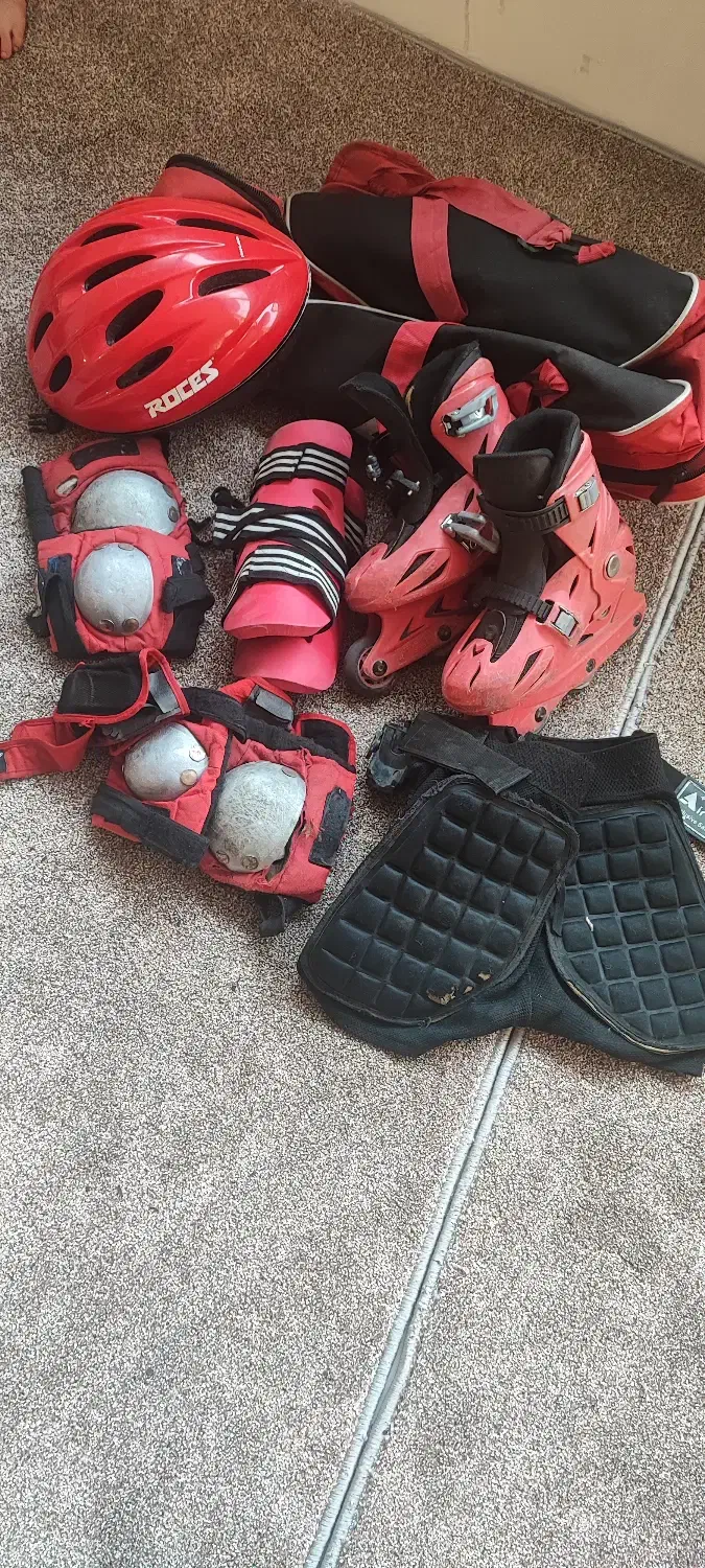 کفش اسکیت|دوچرخه، اسکیت، اسکوتر|سلفچگان, |دیوار