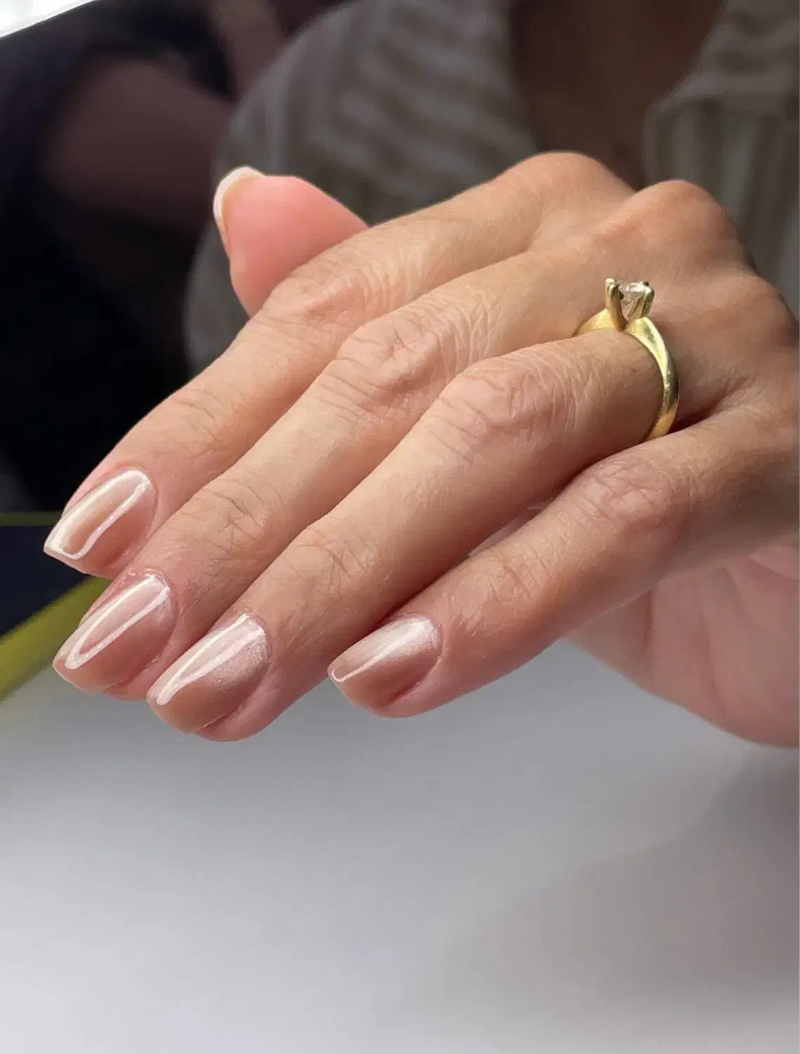 ارایشگاه مدل ترمیم ناخن با هزینه مواد فقط|خدمات آرایشگری و زیبایی|قصرشیرین, |دیوار