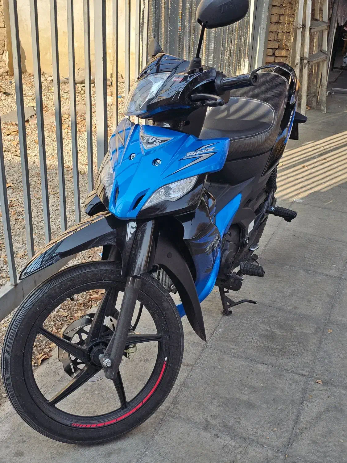 تی وی اس راکز tvs Rockz|موتورسیکلت|اصفهان, شهشهان|دیوار