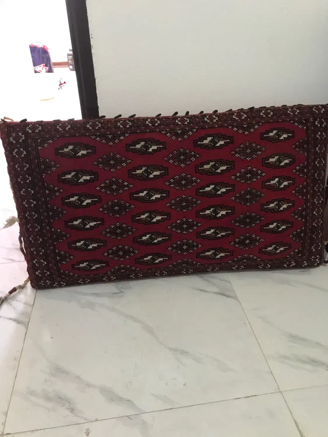 پشتی ترکمن|پشتی|شاهینشهر, شهرک هشت بهشت|دیوار