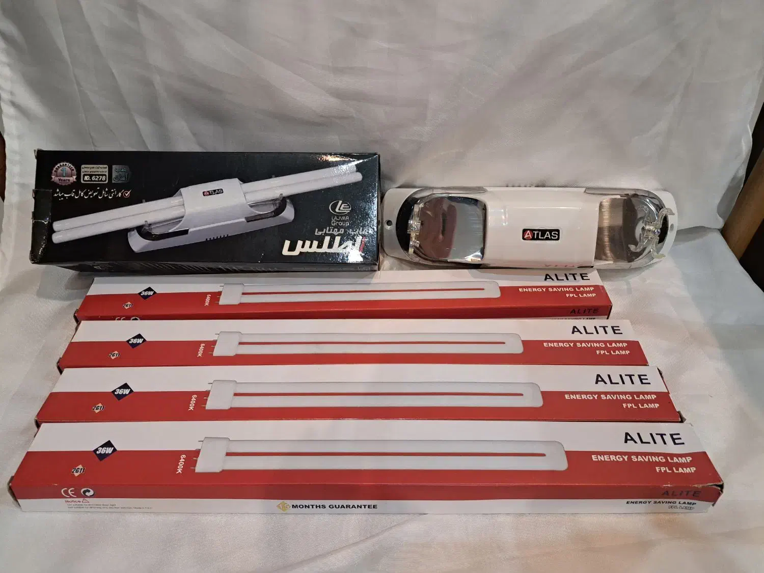 ۲ عدد قاب مهتابی و ۴ عدد مهتابی آکبند|لامپ و چراغ|تهران, علی‌آباد|دیوار