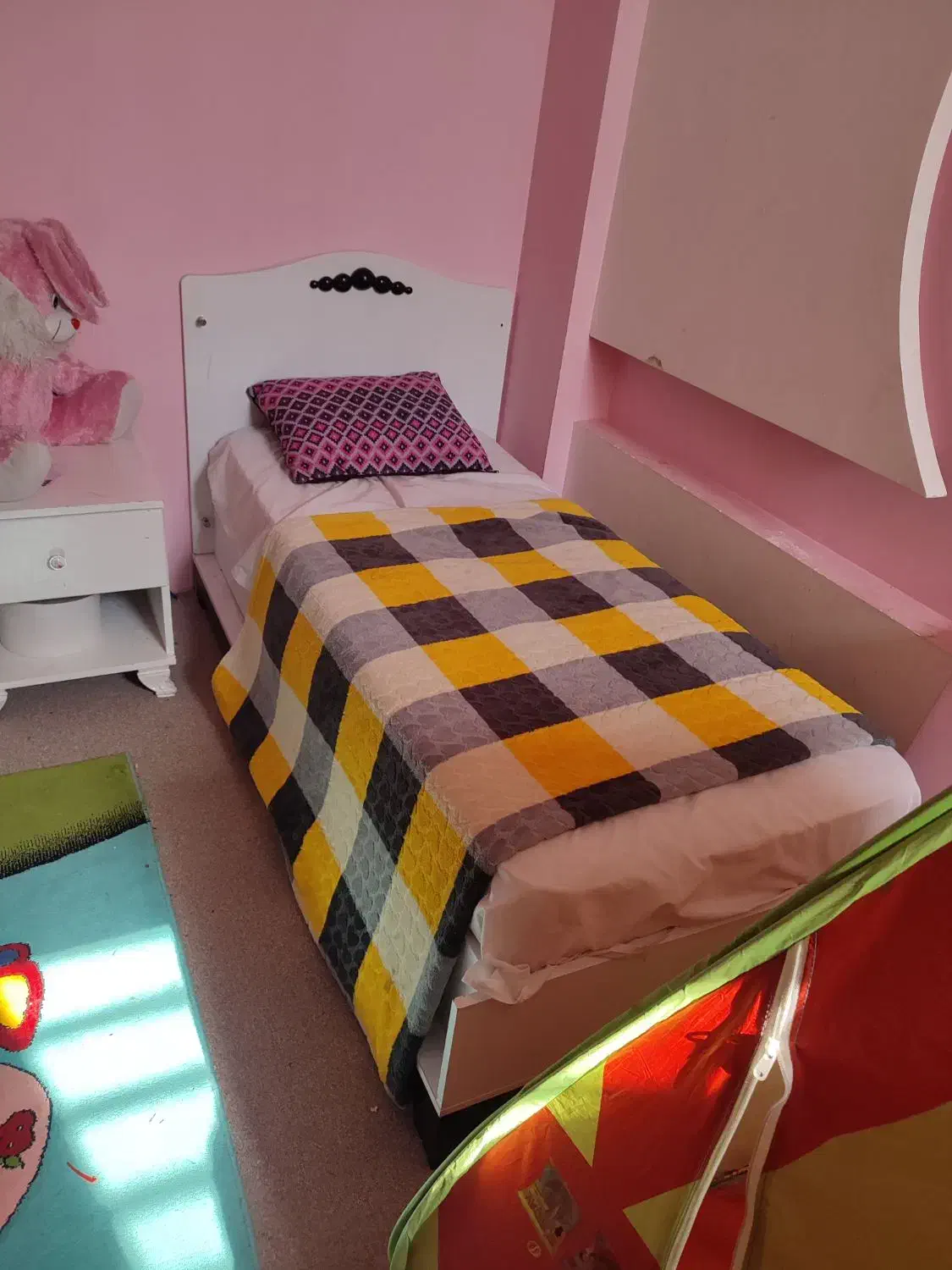 تخت کودک و نوجوان جم|تخت و سرویس خواب|جم, |دیوار