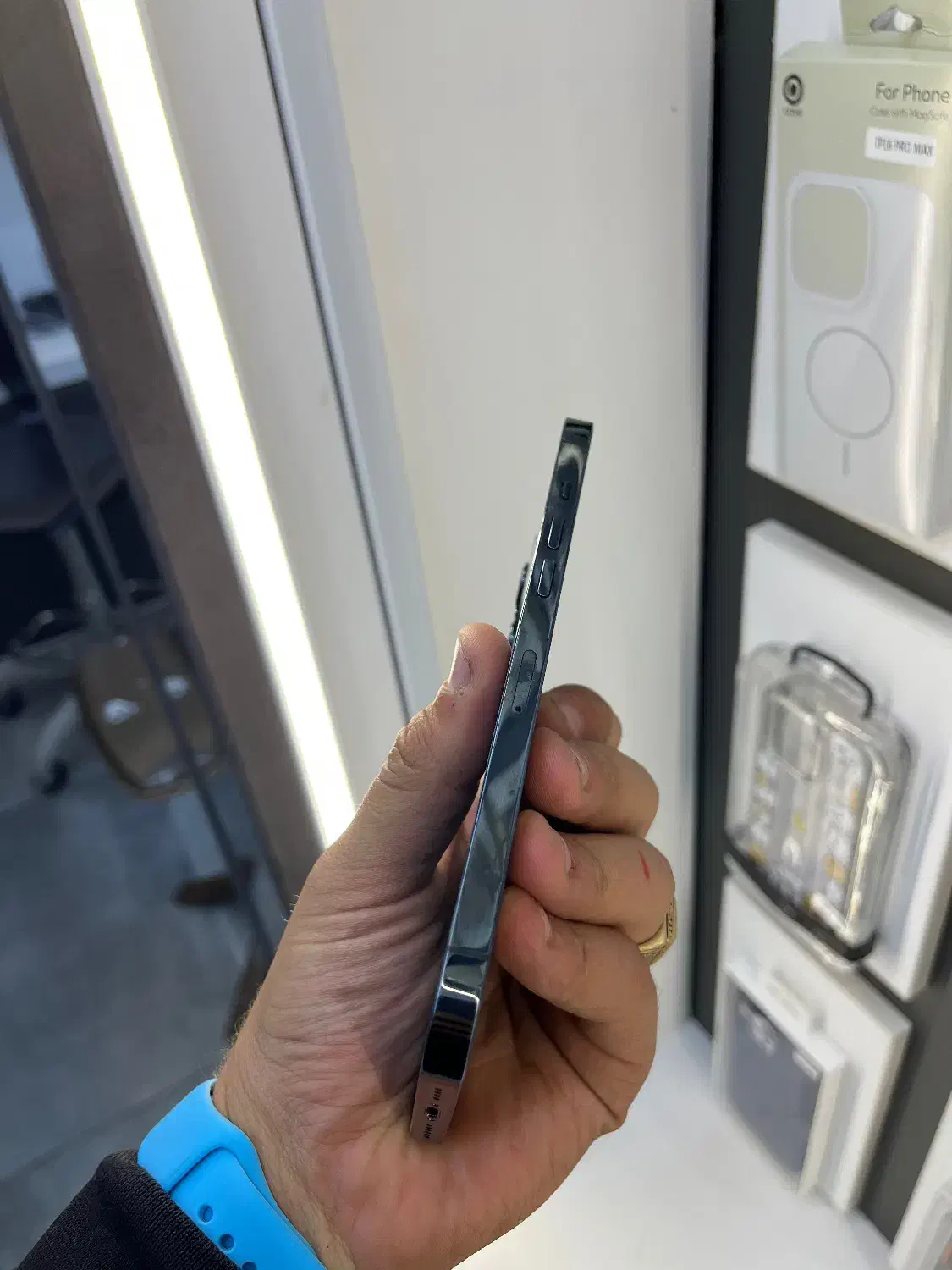 ۱۲ پرو مکس باطری ۱۰۰ (تعویض)|موبایل|اصفهان, باغ زرشک|دیوار