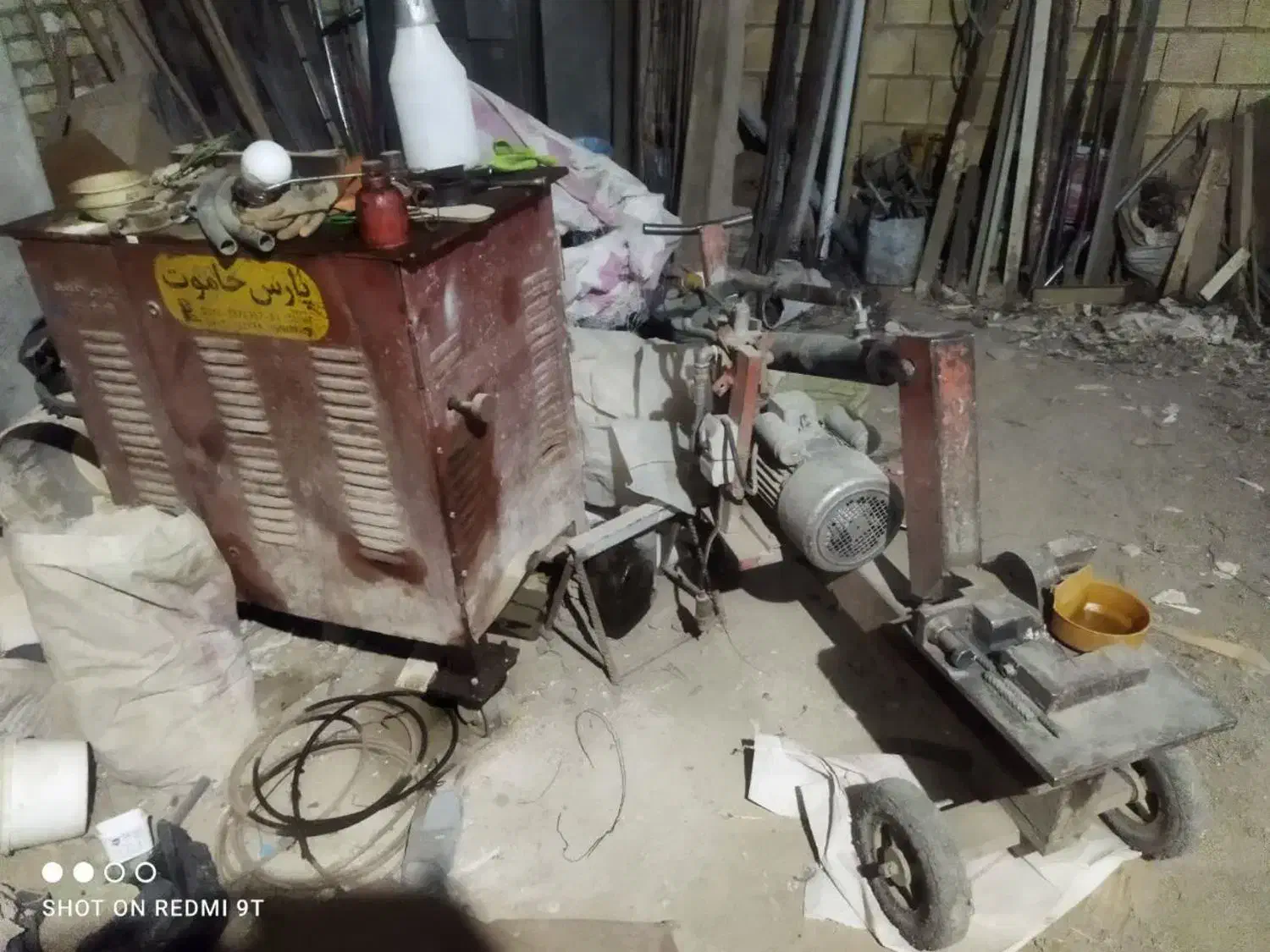 دوعدد دستگاه خم وبرش|ابزارآلات|برخوار, |دیوار