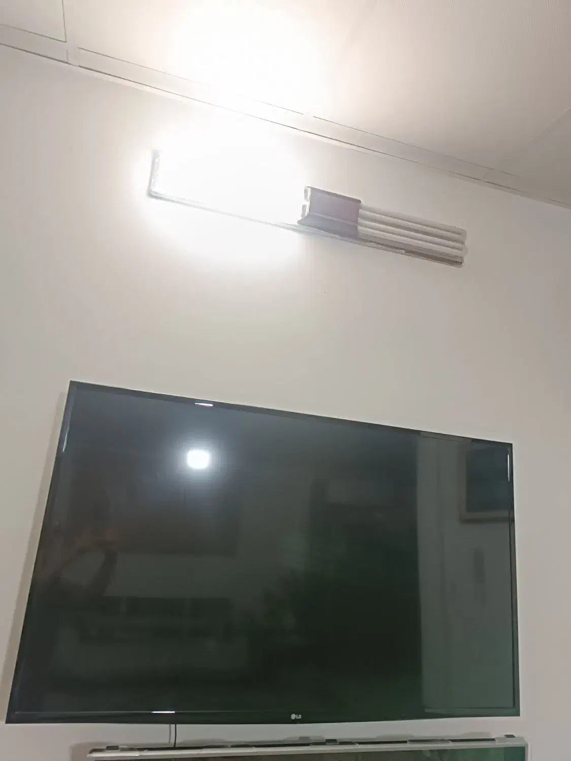 الجی ۴۹ اینچ کره ای|تلویزیون و پروژکتور|شیراز, غدیر جنوبی|دیوار