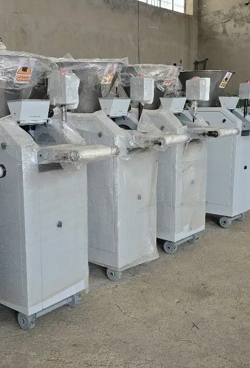 چانه گیر نان بربری و باگت و بولکی|ماشینآلات صنعتی|گلبهار, شهر جدید گلبهار|دیوار