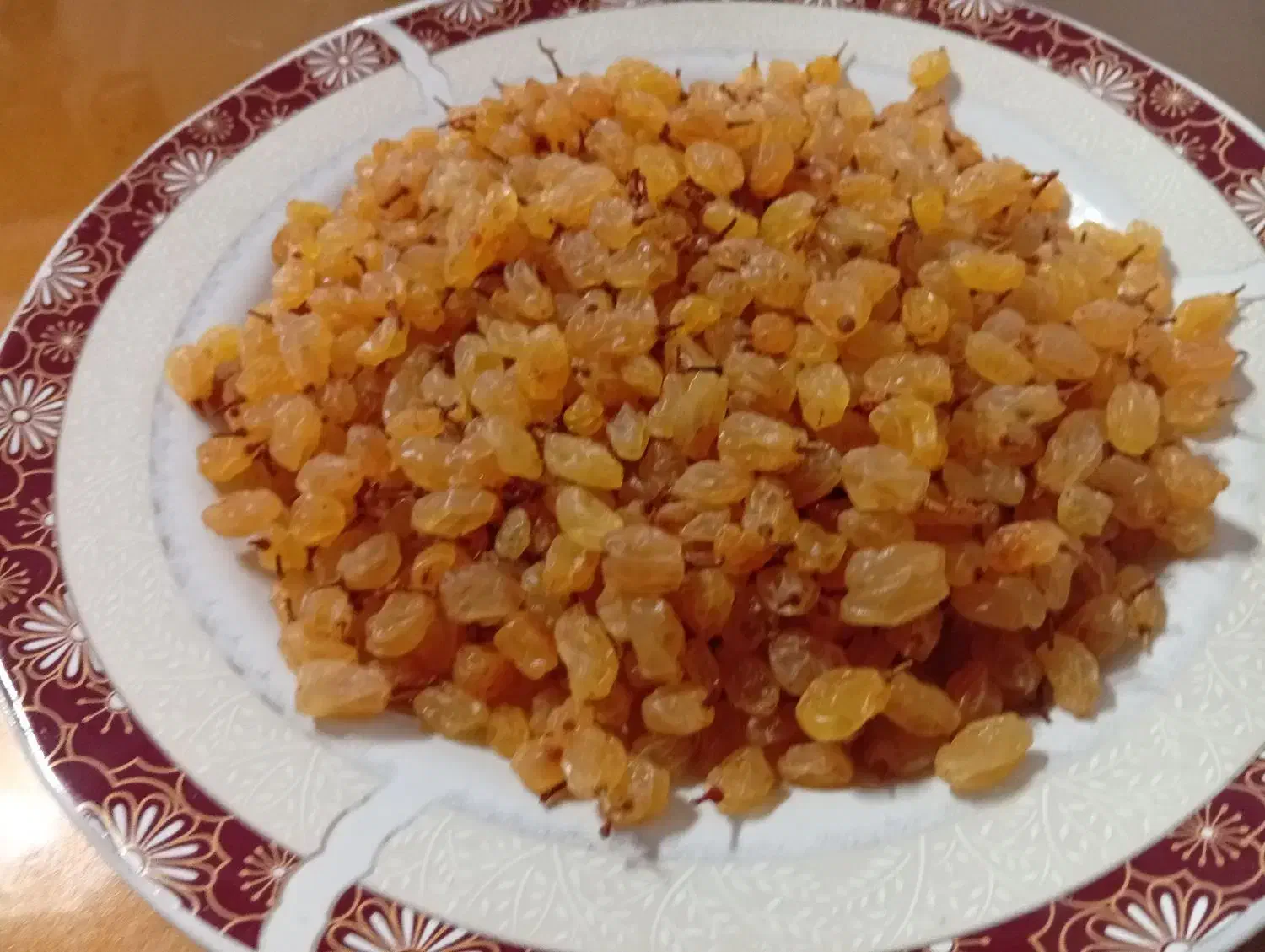 کشمش طلایی|خوردنی و آشامیدنی|فاروج, |دیوار