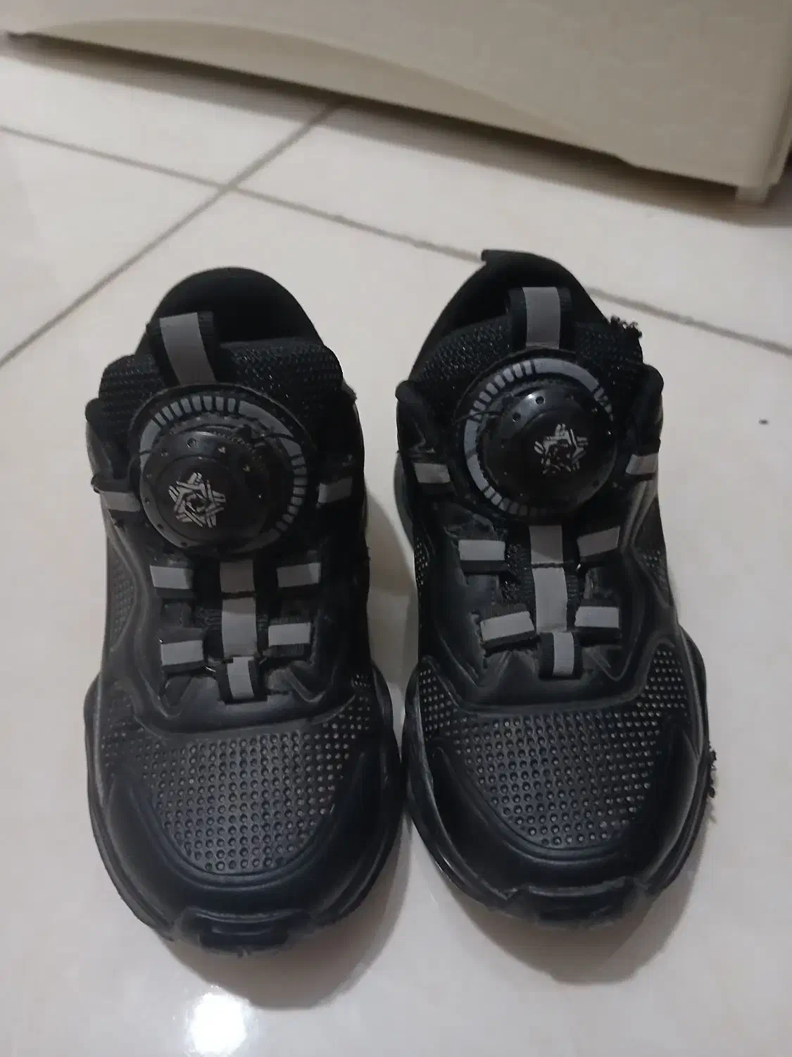 کفش بچه گانه چراغدار|کفش و لباس بچه|تهران, جوادیه|دیوار