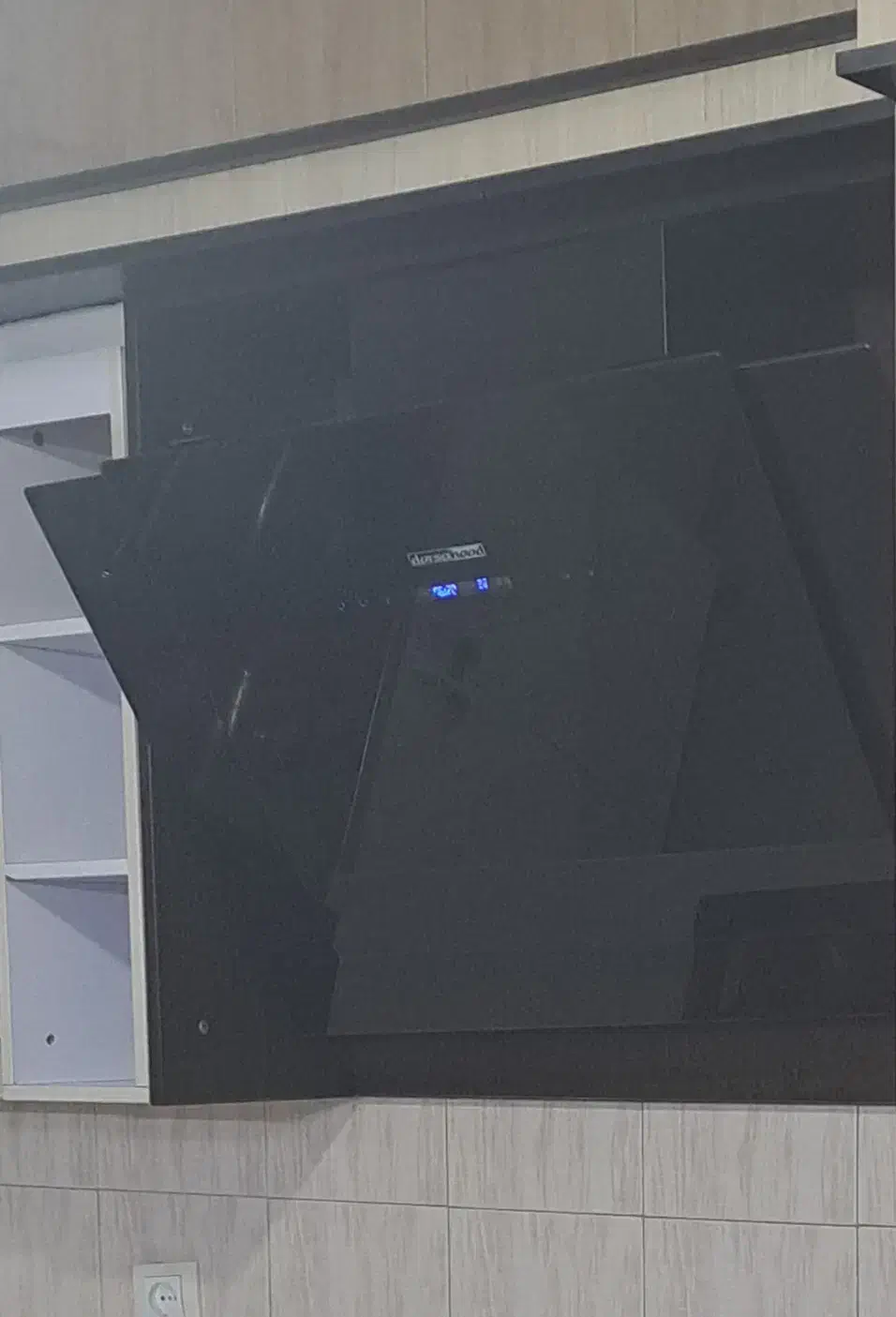 هود|هود|مرودشت, ولایت|دیوار