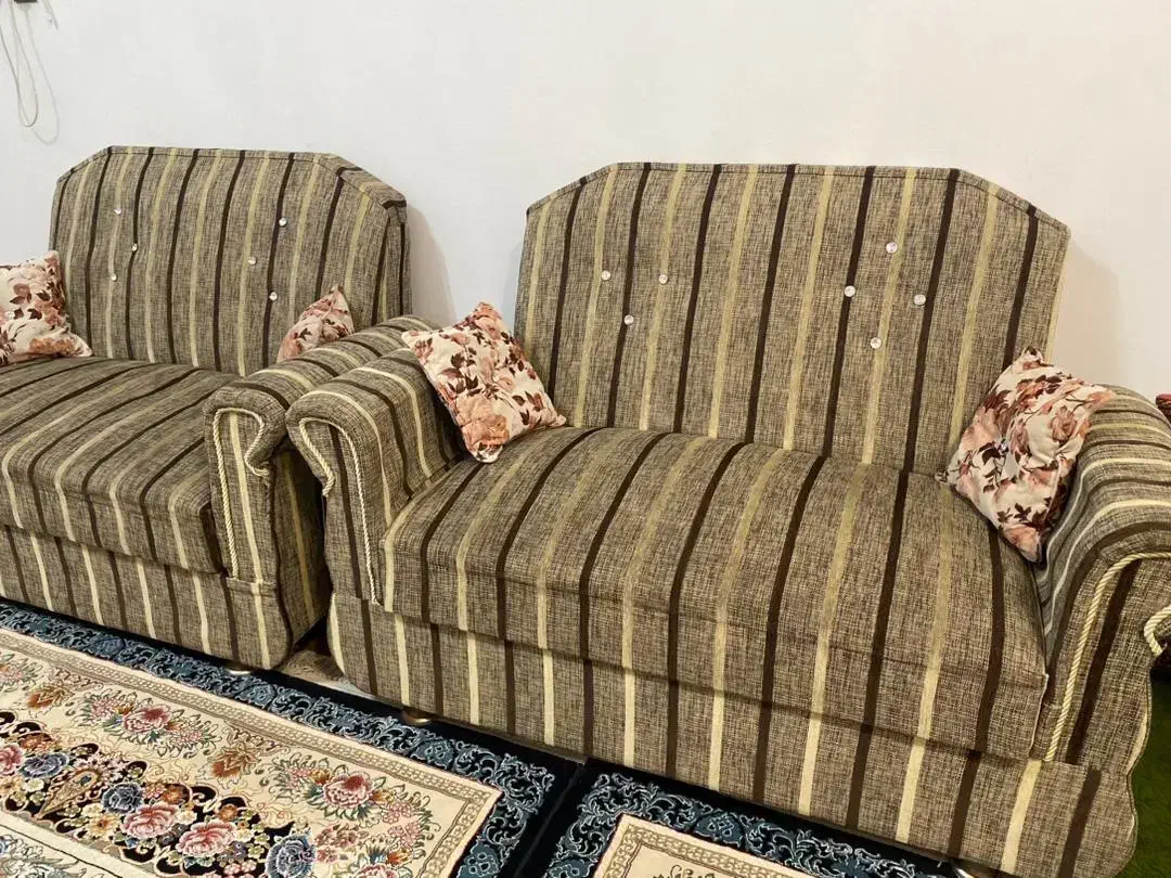 مبل۹نفره|مبلمان خانگی و میز عسلی|صومعه‌سرا, |دیوار