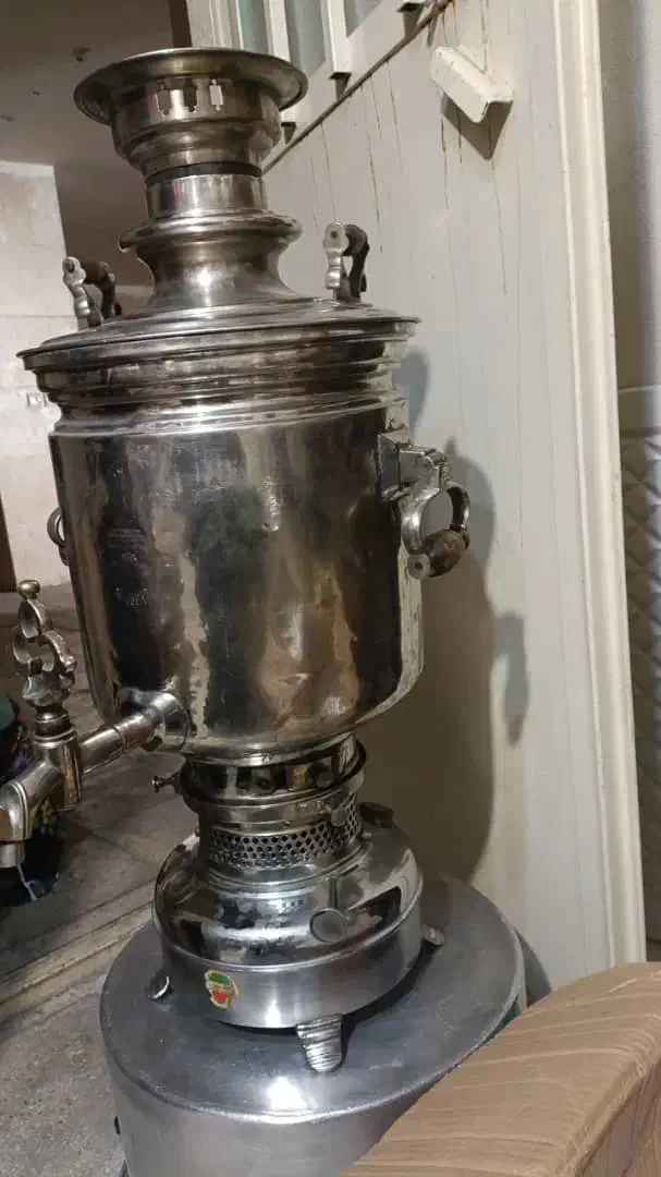 سماور بزرگ روسی|سماور، چایساز، قهوهساز|تهران, امیریه|دیوار