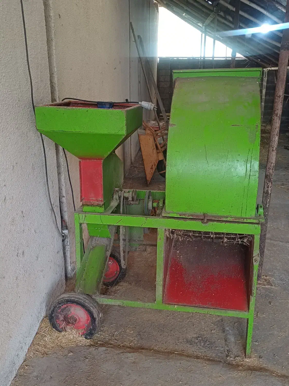 فروش علوفه خرد کون واسیاب کن|ماشین‌آلات صنعتی|بندر انزلی, جزیره|دیوار