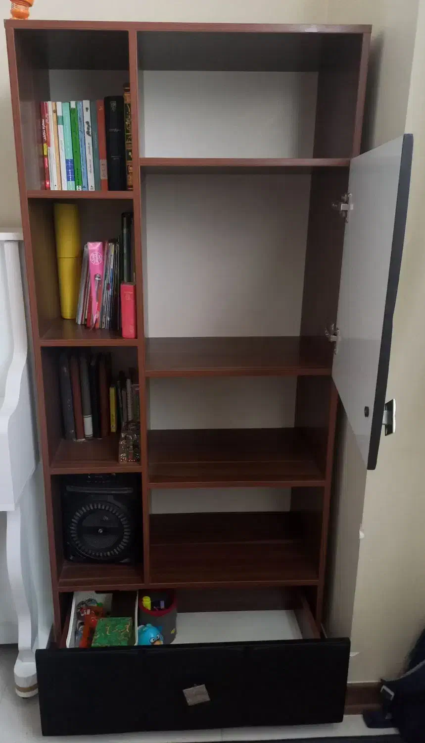 کتابخانه|کتابخانه، شلف، قفسه‌های دیواری|اصفهان, احمدآباد|دیوار