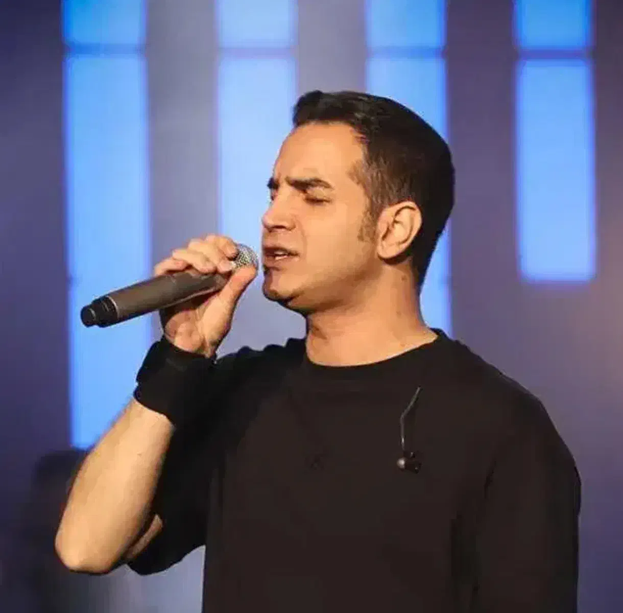 بلیط کنسرت محسن یگانه|بلیت کنسرت|شیراز, عفیف‌آباد|دیوار