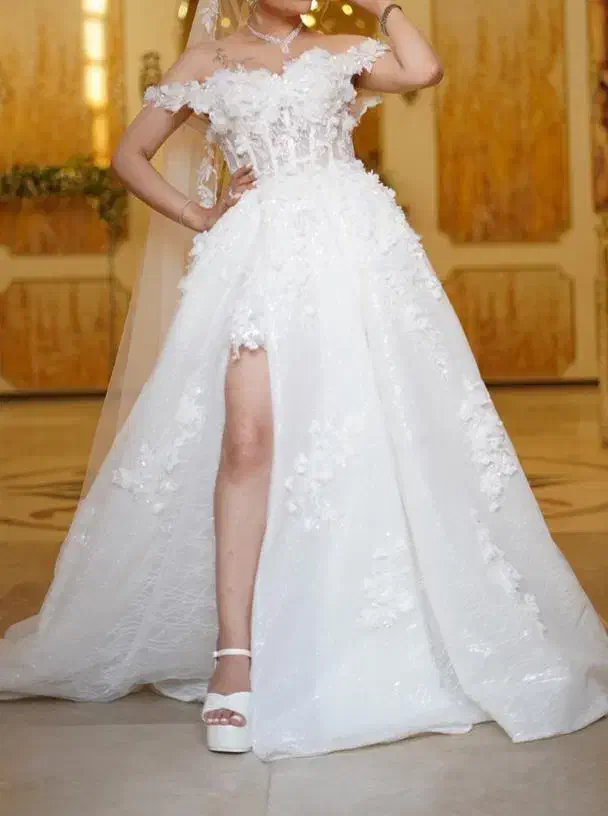 لباس عروس|لباس|خرم‌آباد, |دیوار