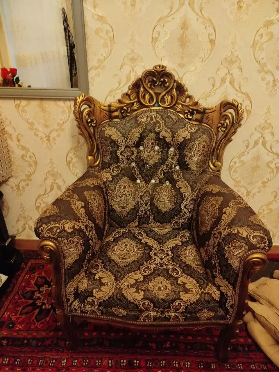 مبل سلطنتی|مبلمان خانگی و میز عسلی|چهاربرج, |دیوار