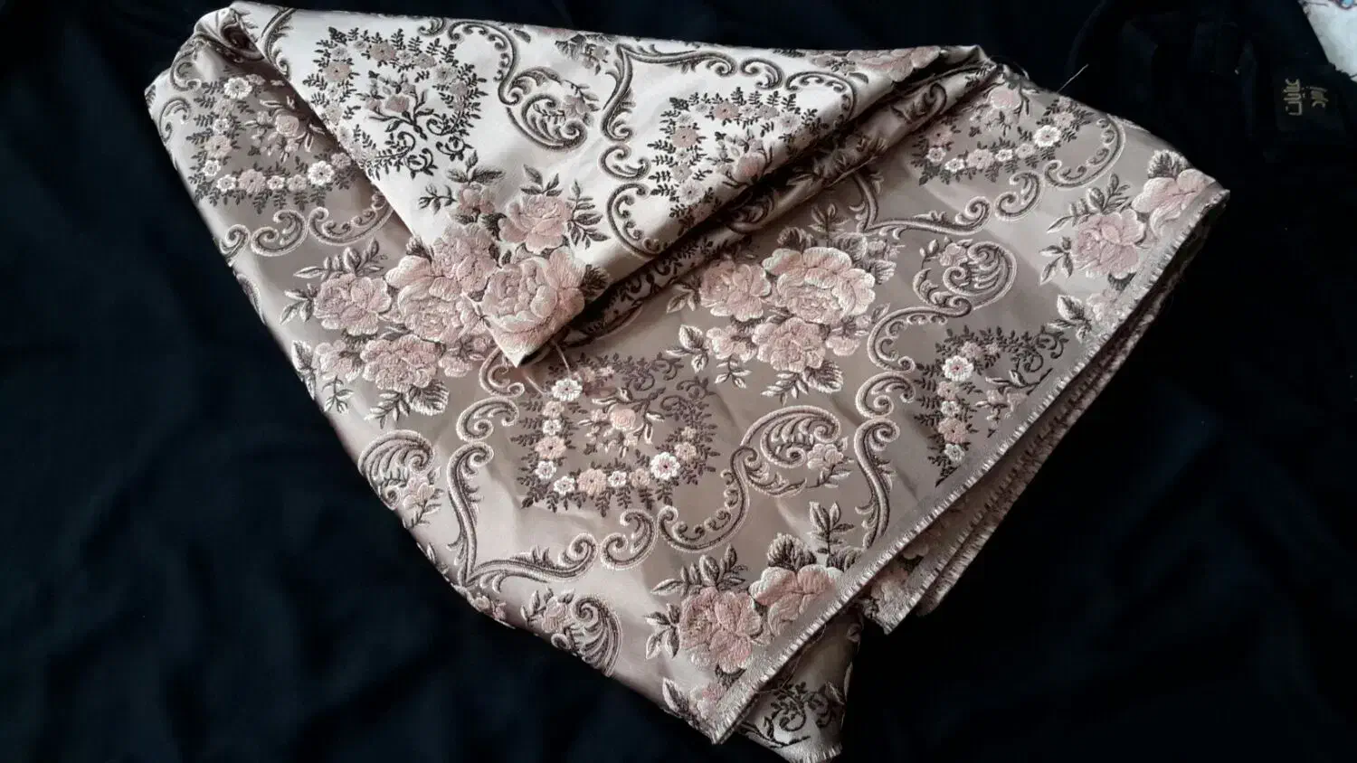 تشک مبل،پارچه مبل،پیراهن مبل ،پشتی،|مبلمان خانگی و میز عسلی|قم, پردیسان|دیوار