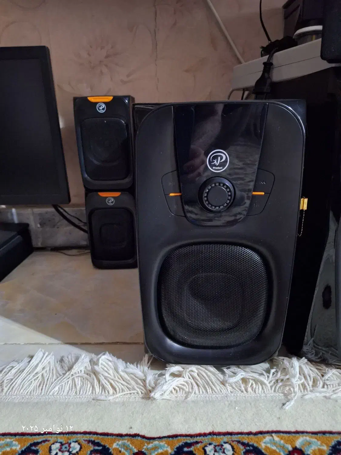 اسپیکر xp و هاترون hatron|سیستم صوتی خانگی|تربتحیدریه, منصوریه|دیوار
