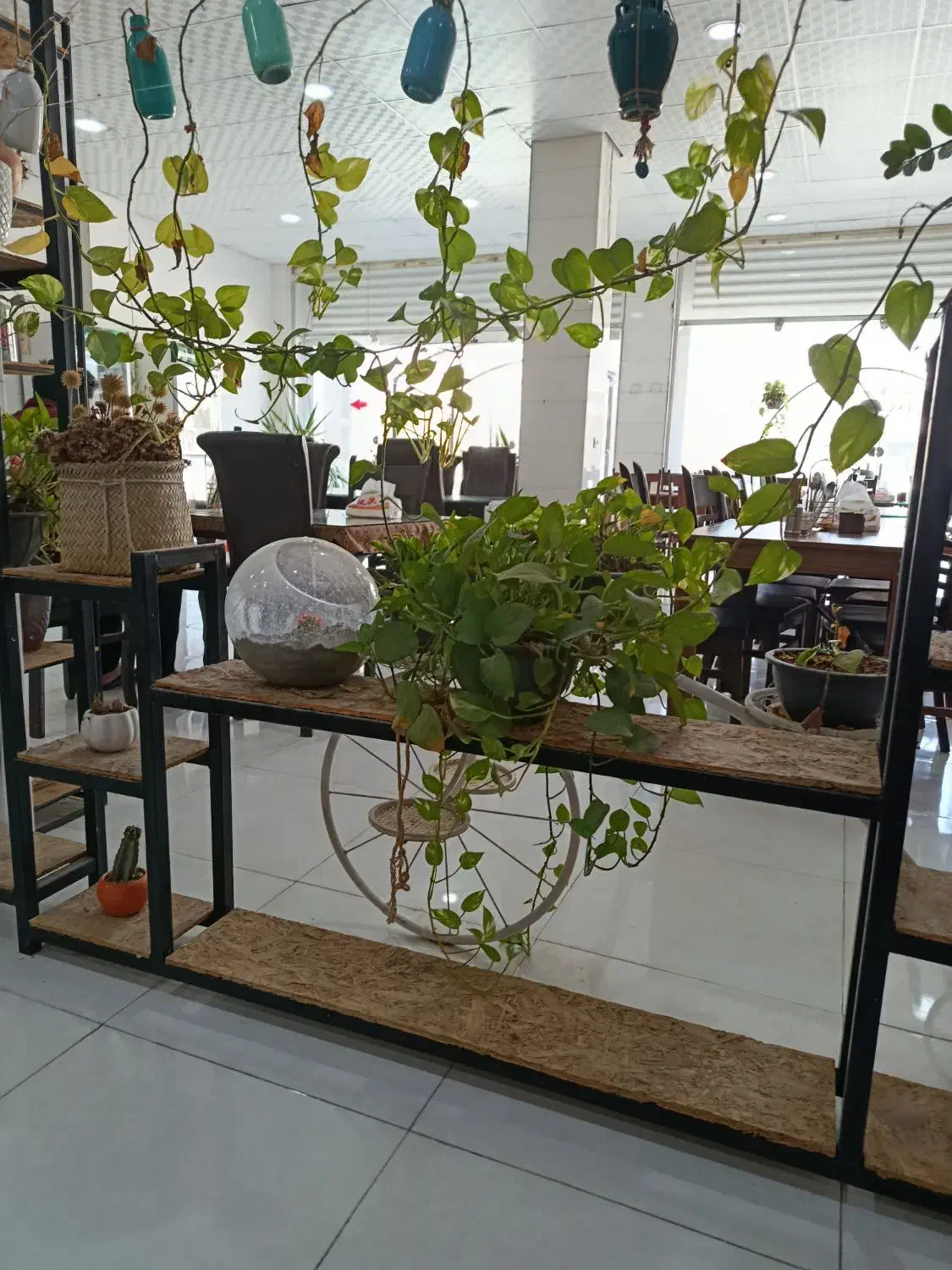 نیازمند یک کارگر ساده برای رستوران|استخدام خدمات فروشگاه و رستوران|مهر, |دیوار