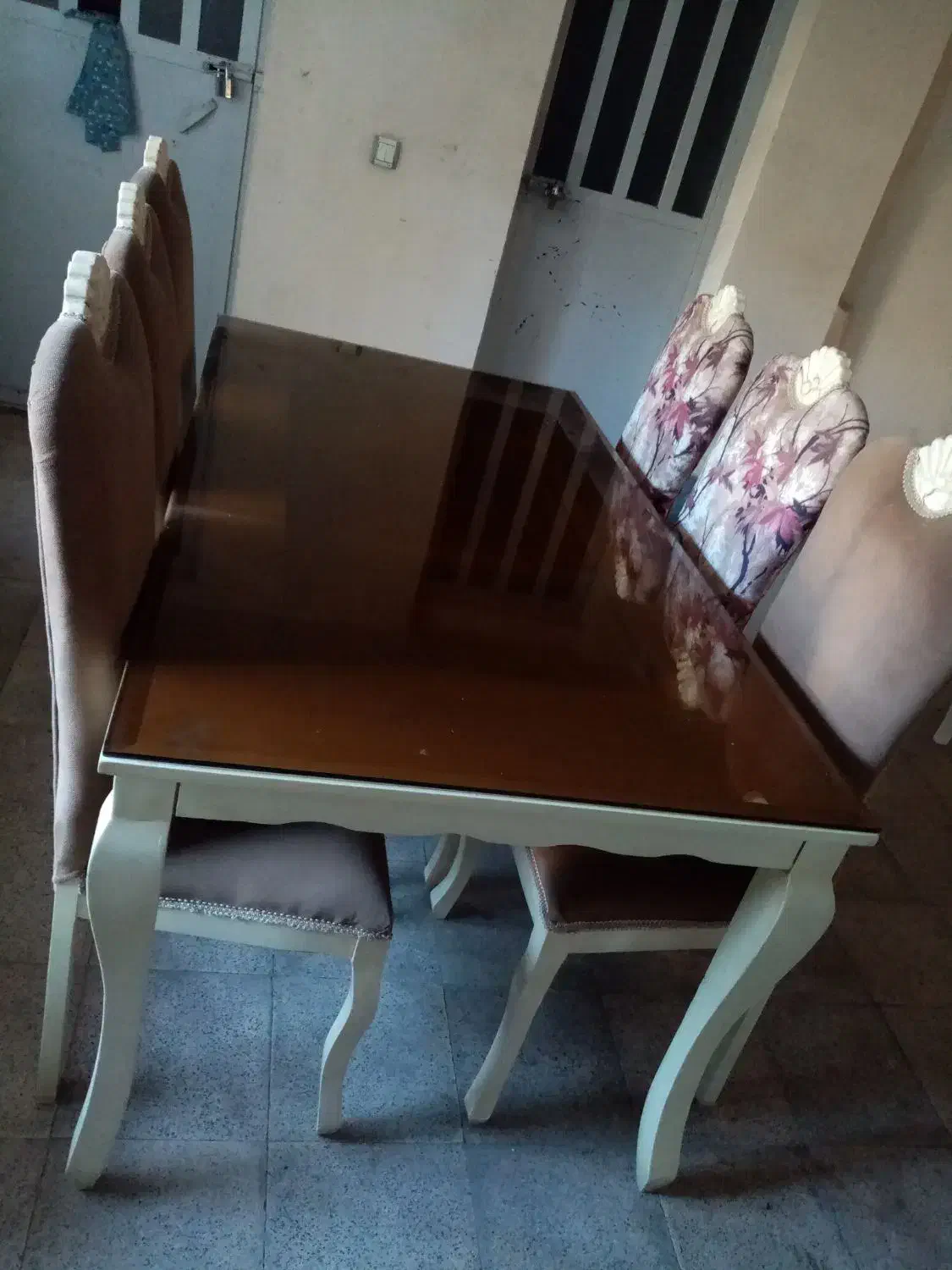 میز غذا خوری|میز و صندلی غذاخوری|محمدشهر, محمدشهر|دیوار