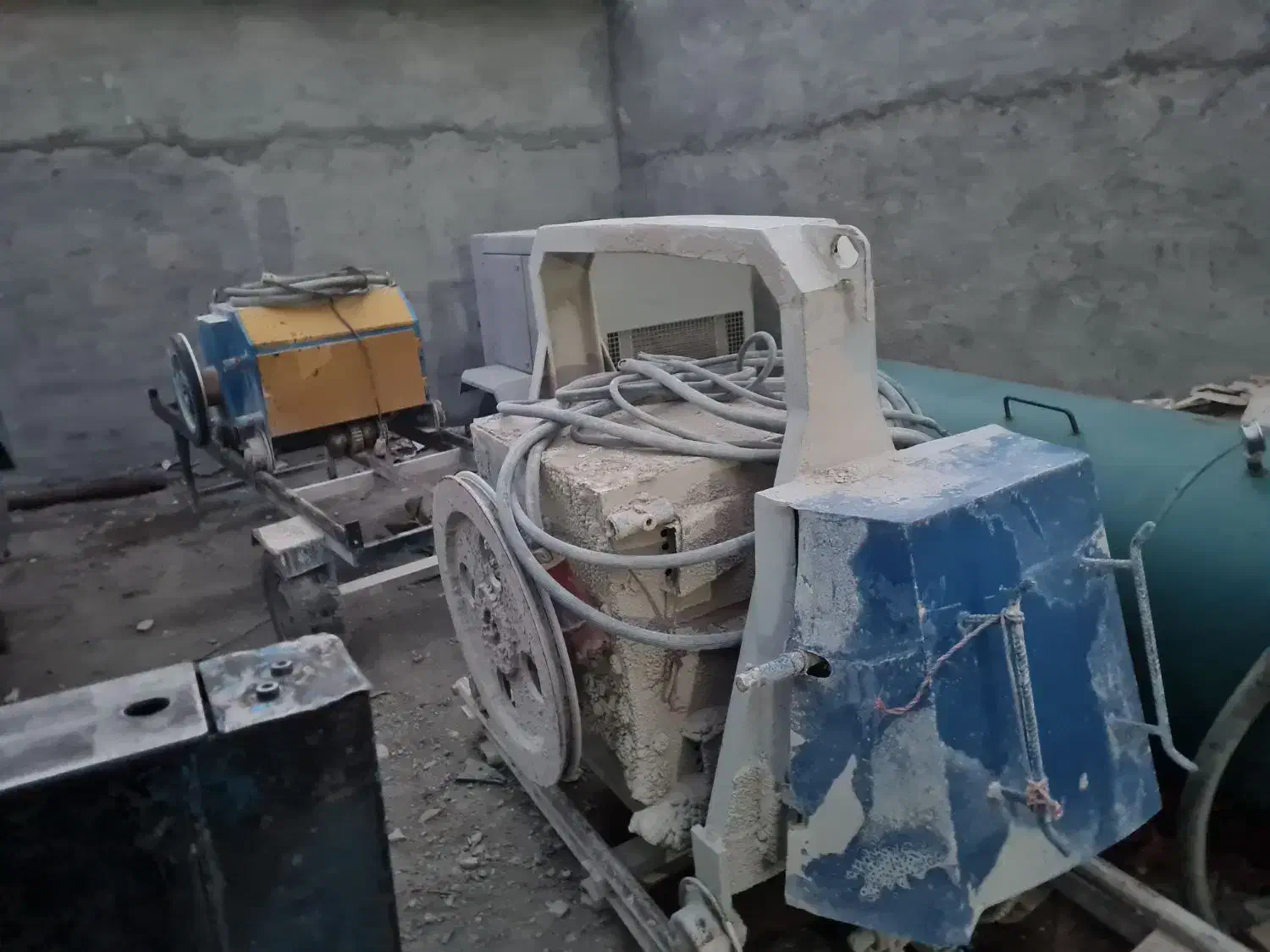 سیمبر راسول کمپرسور تانک باد مینی سیمبر درحد نو|ماشین‌آلات صنعتی|اصفهان, عمان سامانی|دیوار