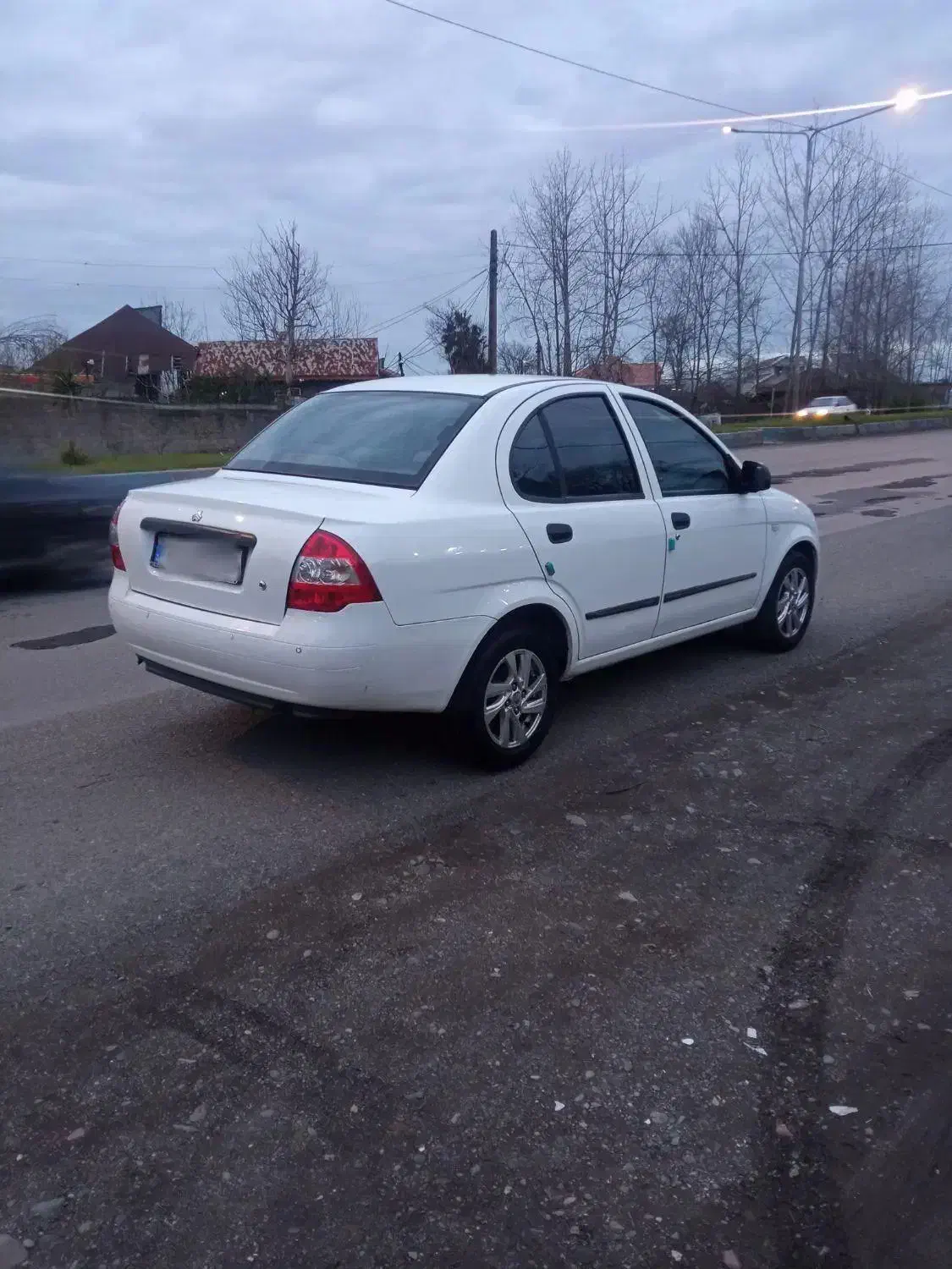 تیبا مدل 98 دوگانه|خودرو سواری و وانت|رشت, حومه رشت|دیوار