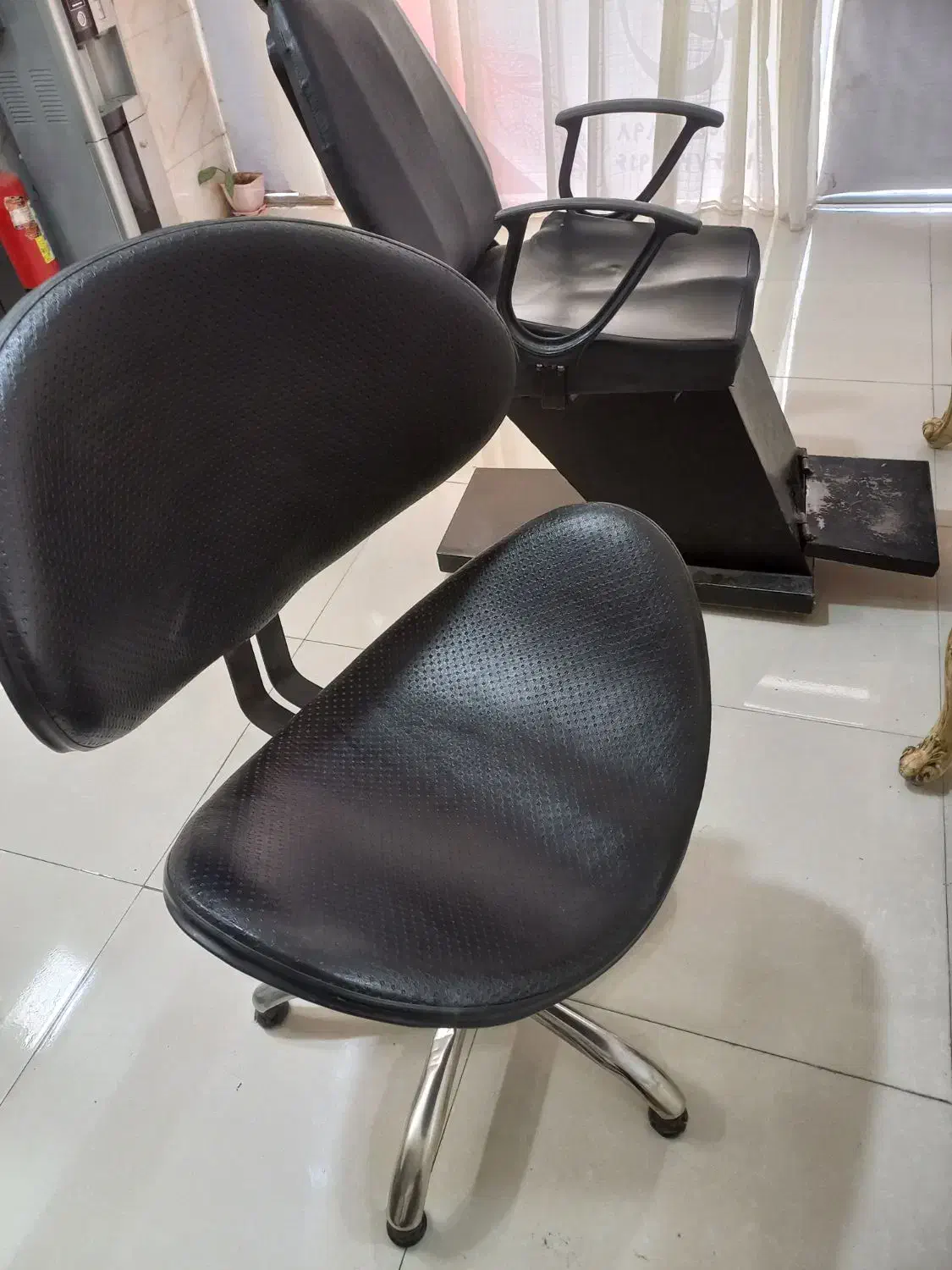 صندلی اصلاح|آرایشگاه و سالنهای زیبایی|پاکدشت, خاتون آباد|دیوار