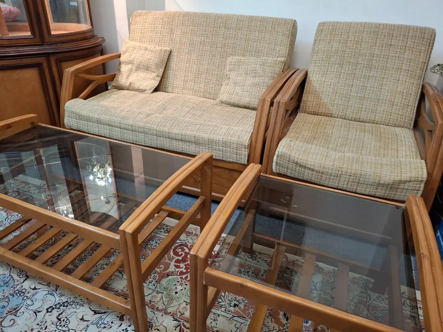 سرویس مبل ۷ نفره|مبلمان خانگی و میز عسلی|طبس, |دیوار