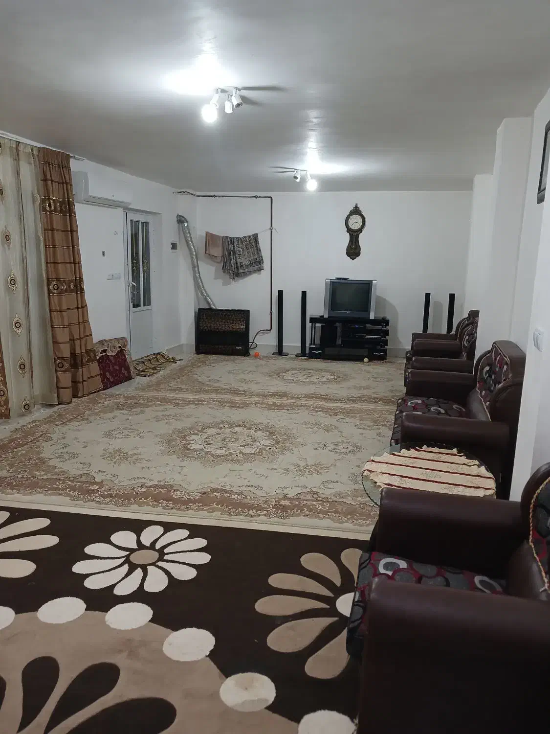 خانه مسافر ،اجاره سوییت وآپارتمان وخانه ویلایی|اجارهٔ کوتاه‌مدت ویلا و باغ|رشت, لاکان|دیوار