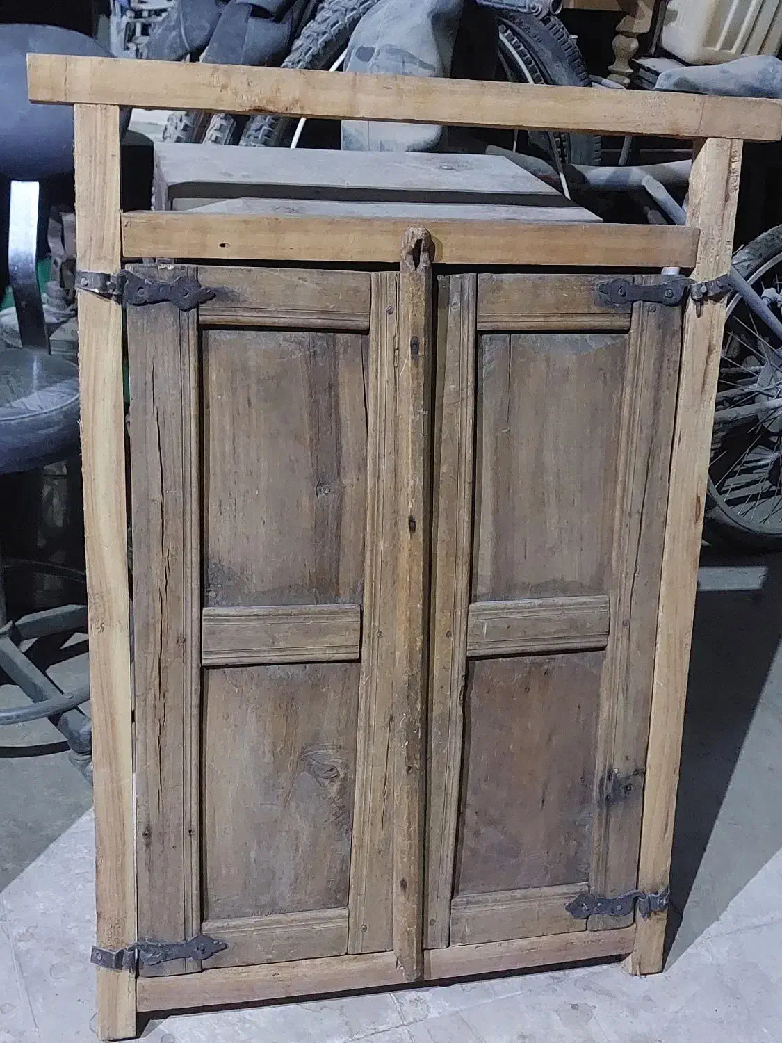 پنجره های خونه مادربزرگه هزارتا قصه داره|کلکسیون اشیاء عتیقه|تهران, آبشار|دیوار