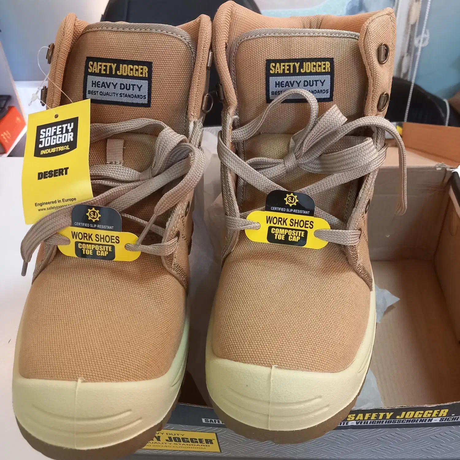 زیتون کارمندی|کیف، کفش، کمربند|اهواز, زیتون کارمندی|دیوار