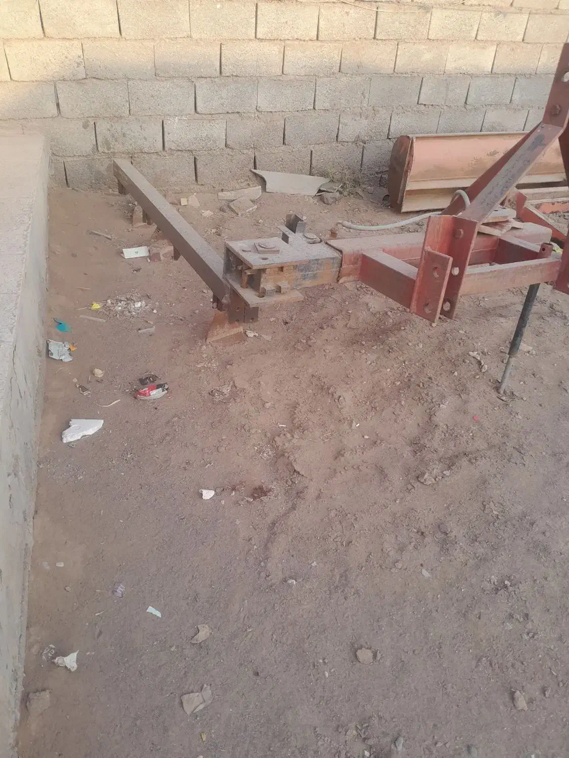 ادوات کشاورزی|ماشین‌آلات صنعتی|بشروئیه, |دیوار