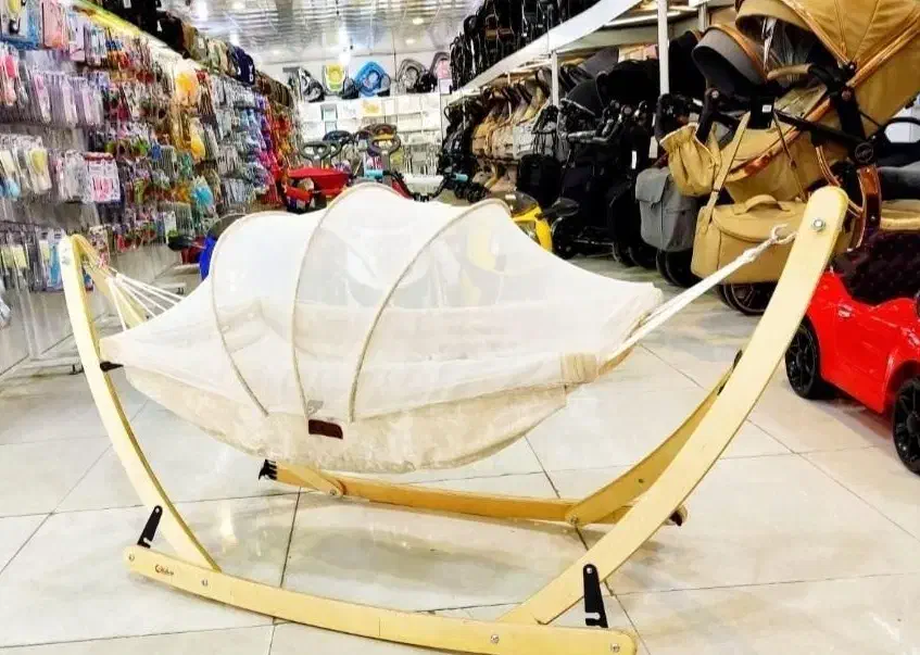 گهواره نوزاد|تخت و صندلی بچه|اسلام‌شهر, شهرک احمدیه|دیوار