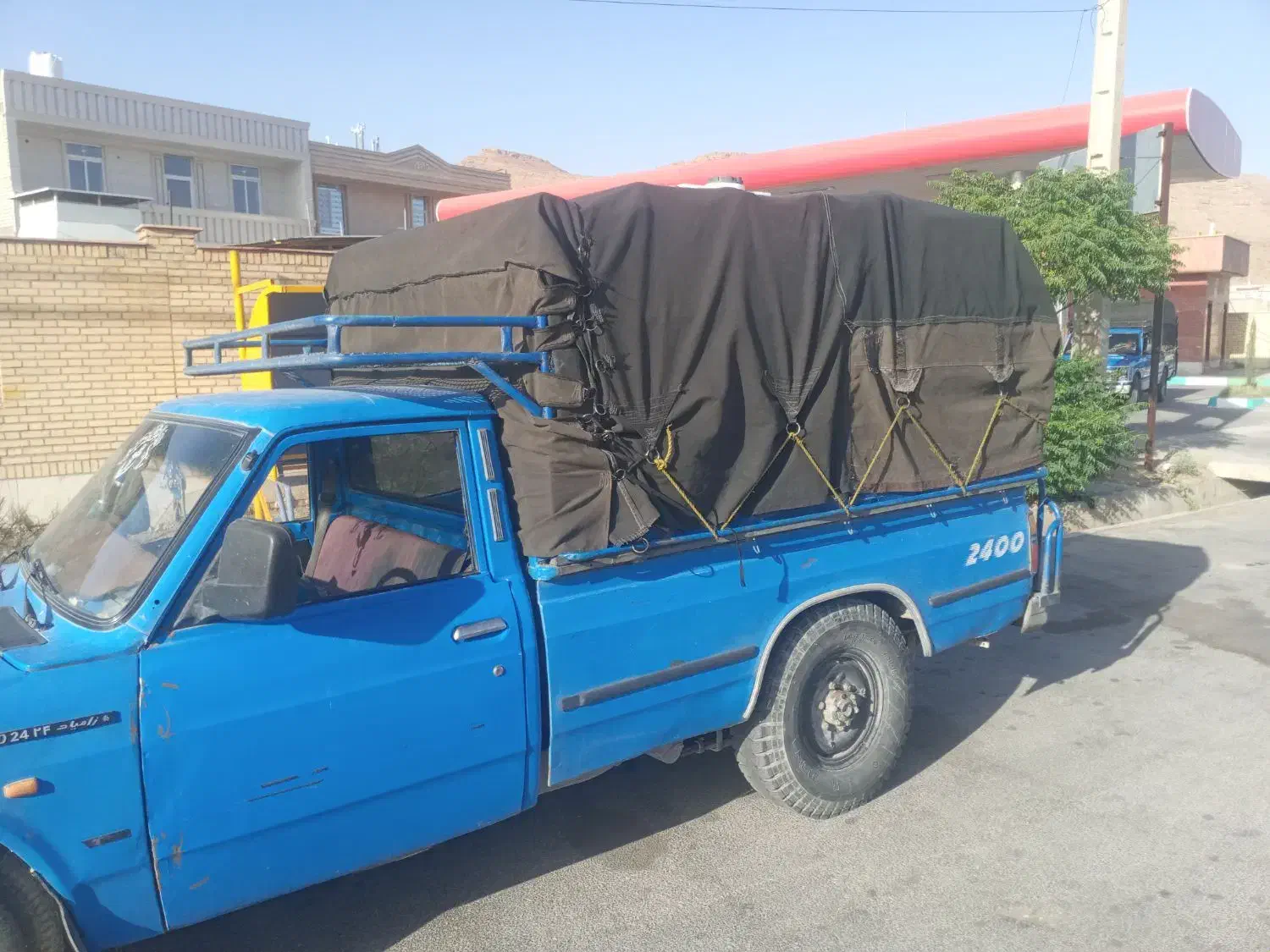 وانت نیسان حمل انواع بار ها درون شهری بیرون شهری|خدمات حمل و نقل|جهرم, |دیوار